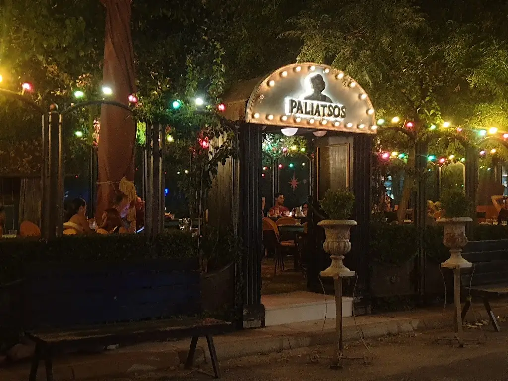 Gian Maria Turi_Paliatsos Bar Athens_Pentéli_review