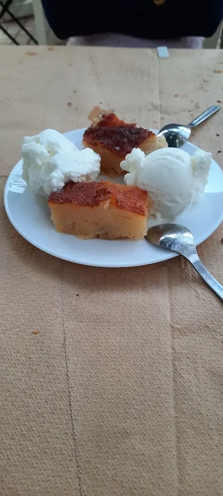 Menü_ενα+ενα ταβέρνα_Pallíni_Bild_9