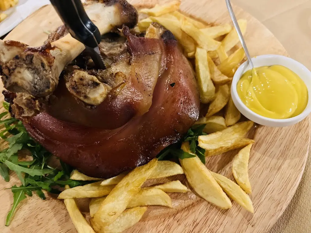 Atanaska Koleva_Taverna Monaksia_Pallíni_Bewertung