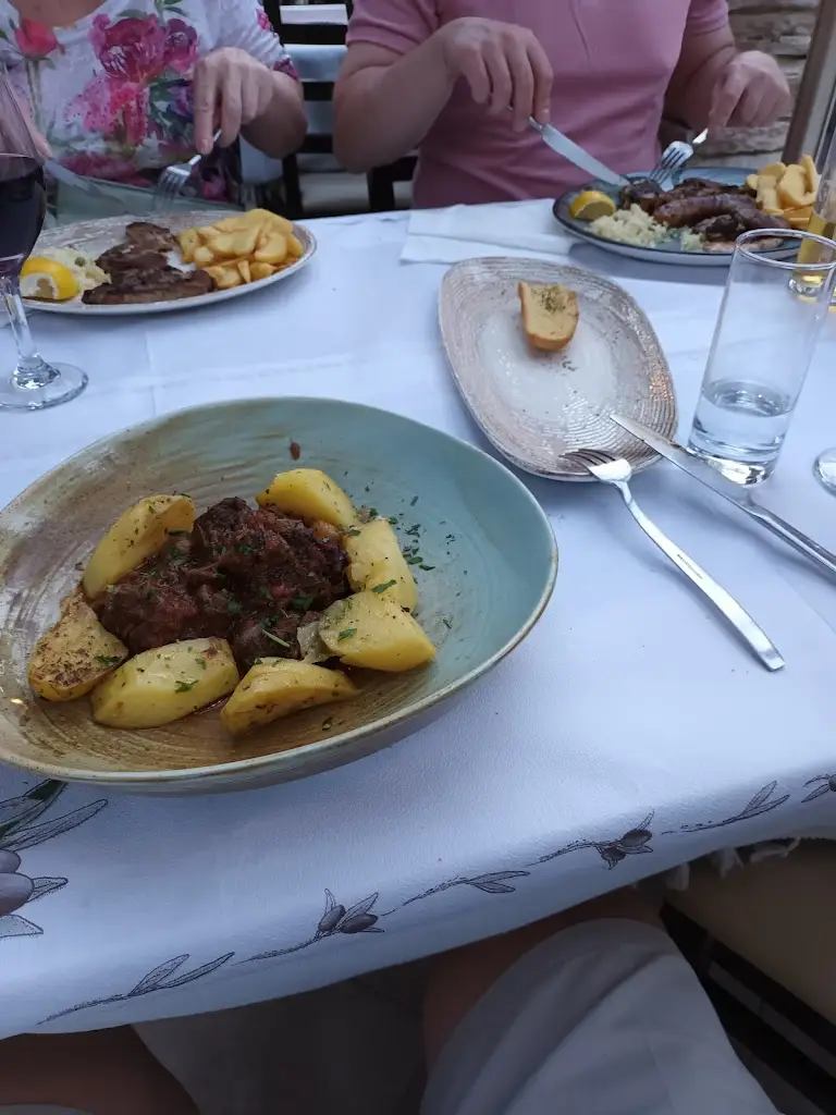 Menu_Pallini Restaurant_Pallíni_image_9