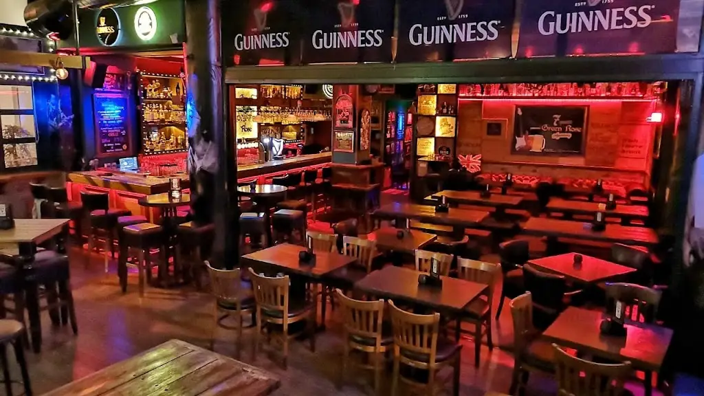 Green Rose Beer Restaurant Restaurant in Peristéri