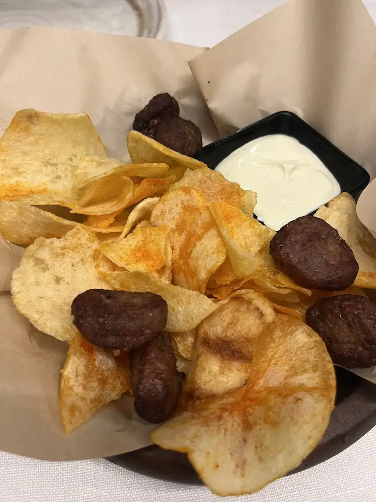 Anthony Damelio_Basegrill Athens_Peristéri_avis