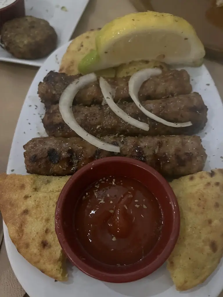 Menü_Το Ρεμπελιο_Petroúpolis_Bild_8