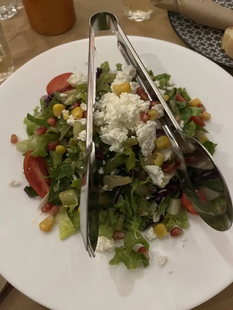 Georgia Chronopoulou_Το Ρεμπελιο_Petroúpolis_Bewertung