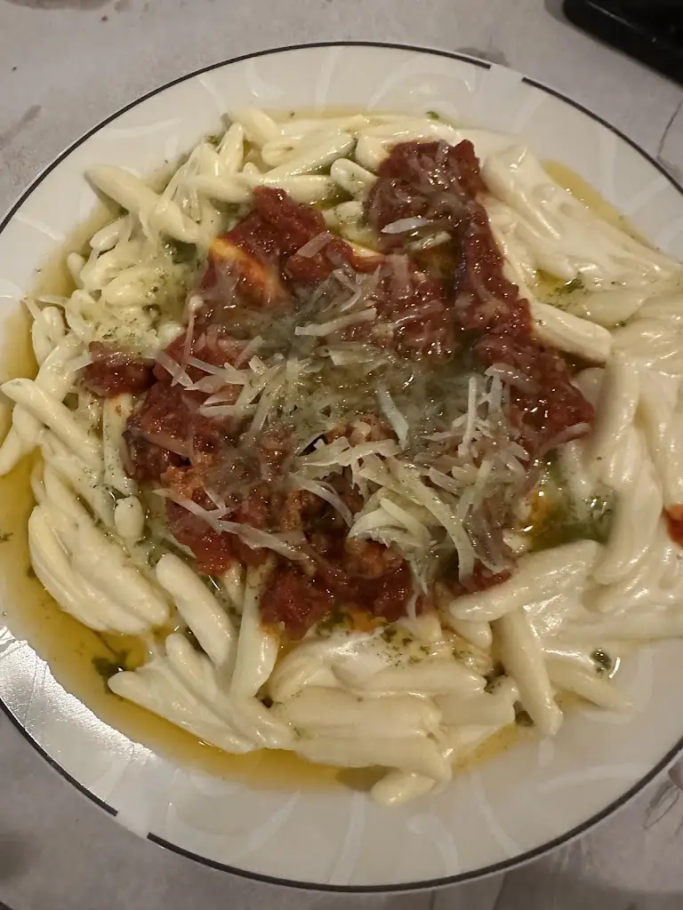 Stavros Stathatos_KATAKOOZINA_Petroúpolis_Bewertung