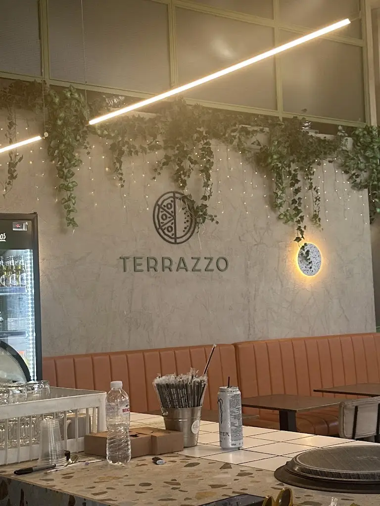 stamatis papamichail_TERRAZZO_Petroúpolis_Bewertung