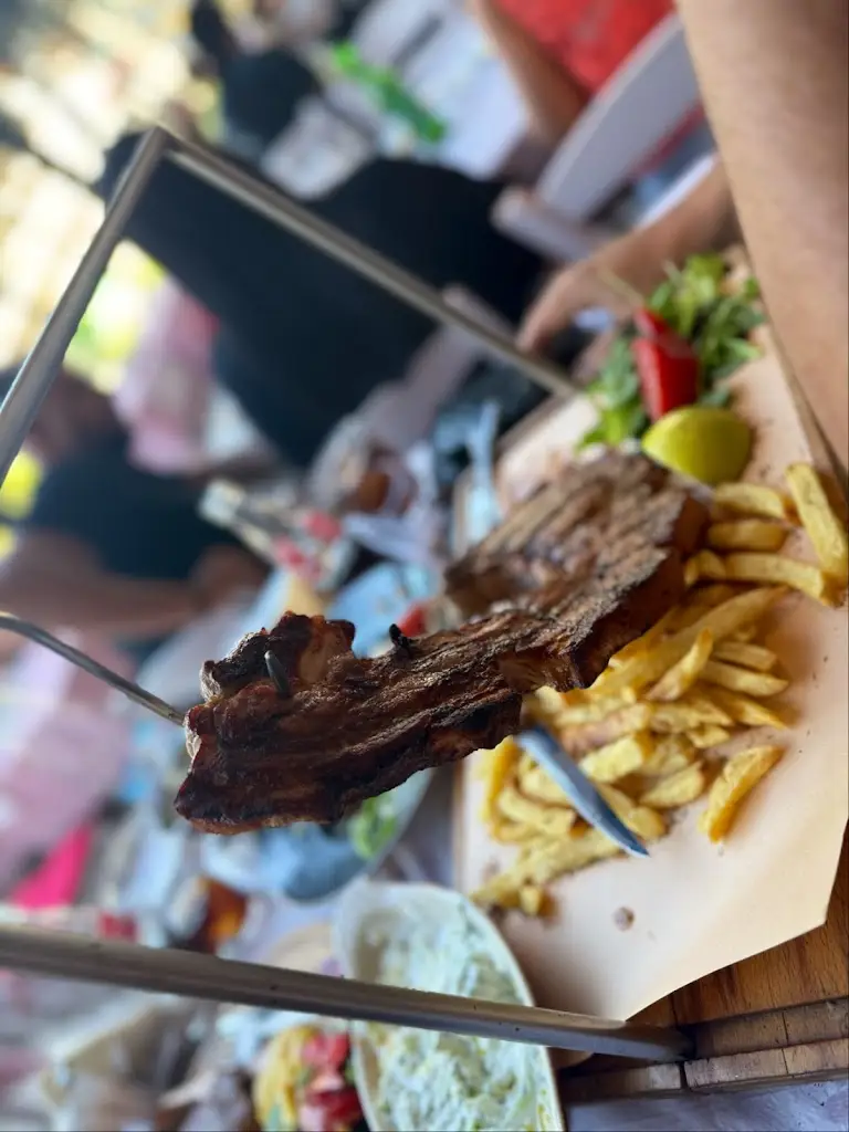 Simona Vassileva_Ταβέρνα ο Αγιορείτης_Petroúpolis_review