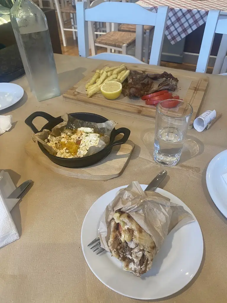 Vanessa Boka_Το Ξυθάλι_Petroúpolis_review