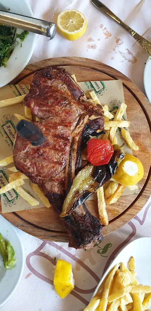 Menü_Tavern Paradeisos_Petroúpolis_Bild_8