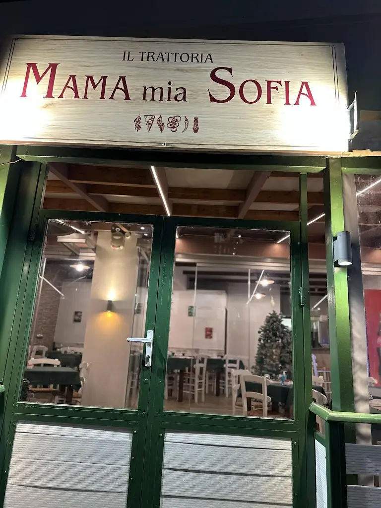 Mama Mia Sofia Restaurant in Petroúpolis