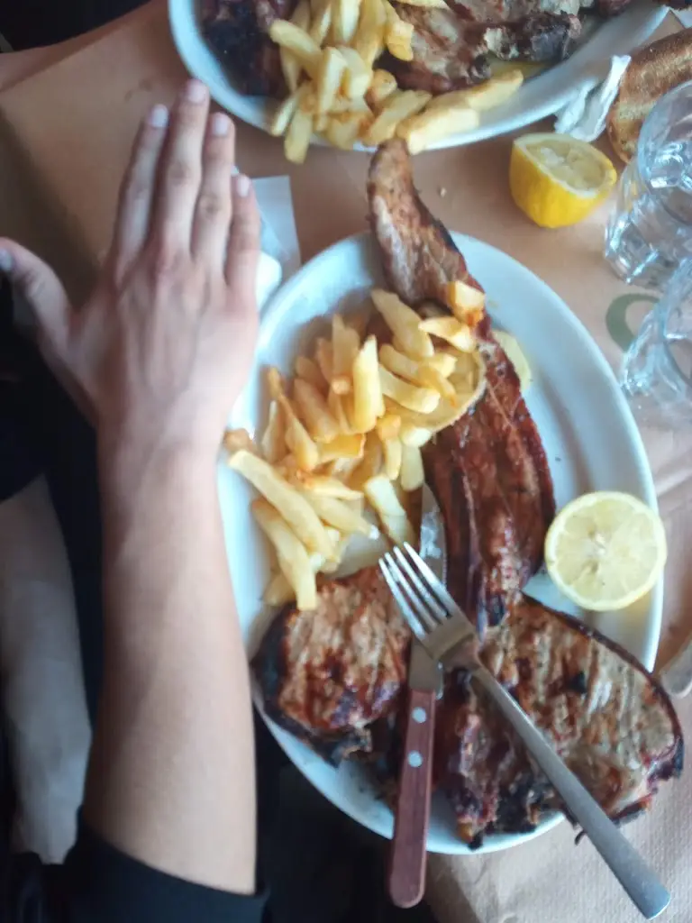 Menu_Ταβέρνα Λεβέντης_Petroúpolis_imagen_3