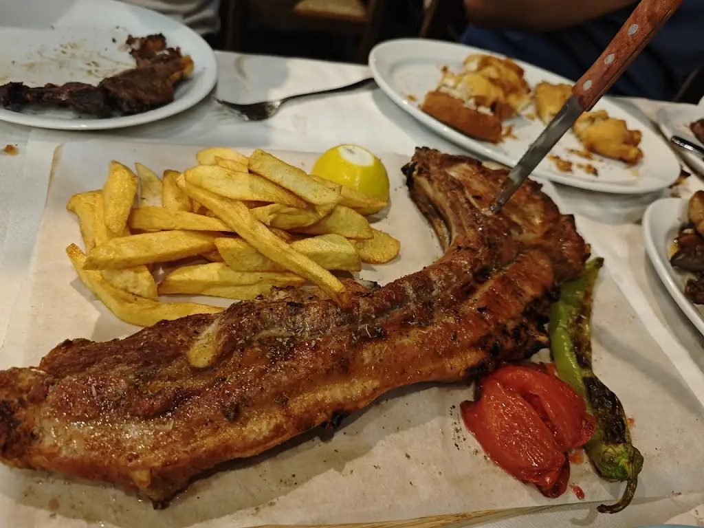 Vasilis Kalousis_Ταβέρνα Περικλής_Polydéndri_Bewertung