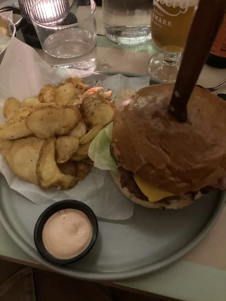 Dim Vak_Πsquare_Pikérmi_avis