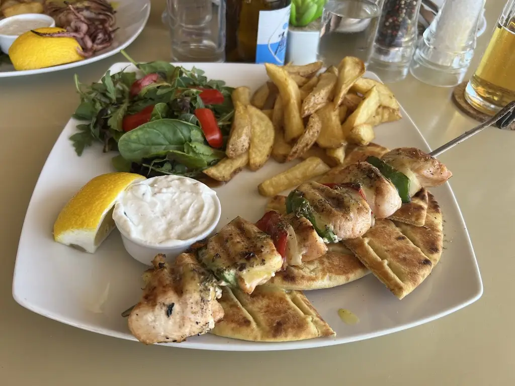 Havana Restaurant_Ágios Stéfanos_slider_image_3