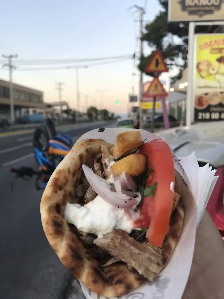 Jonah Swenson_Οβελιστήριο των Φίλων_Pikérmi_review