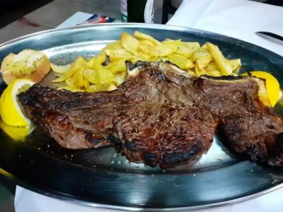 Mandi Kamela_everest_Pikérmi_avis