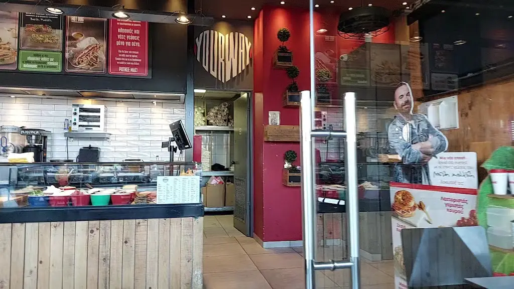 Lampros Karatasios_everest_Pikérmi_avis