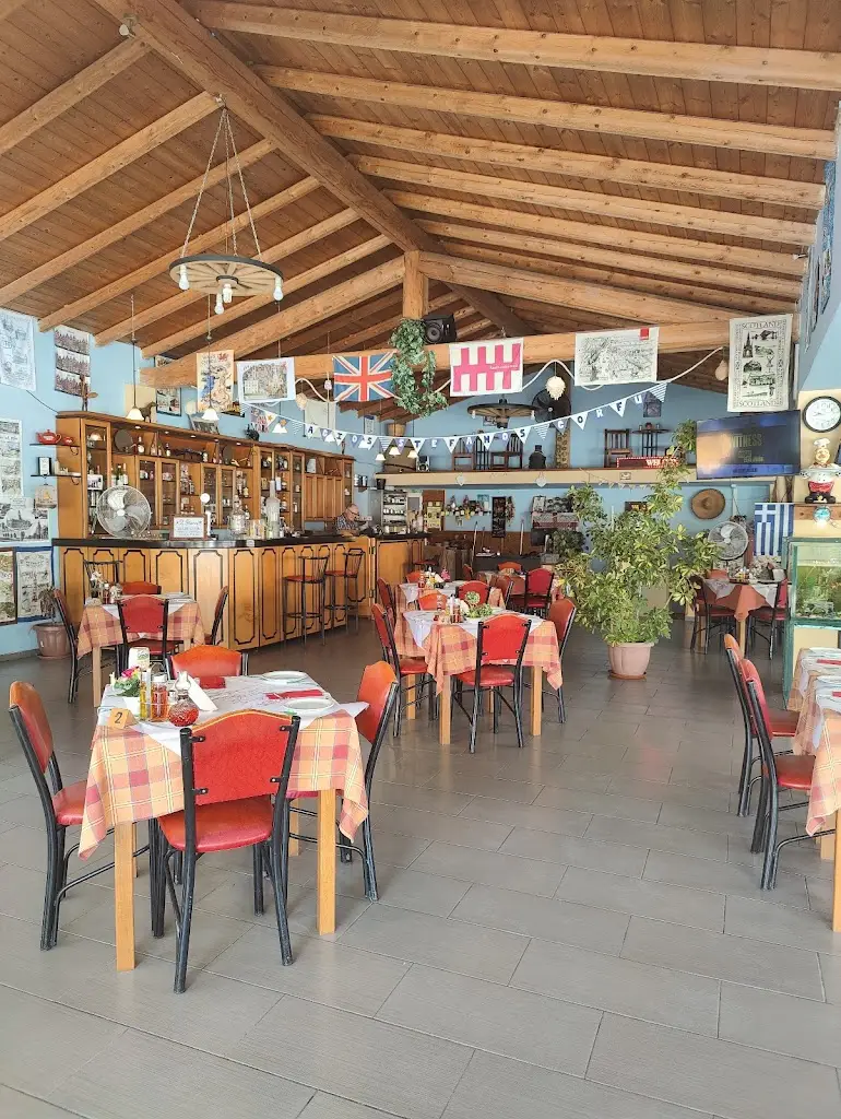 We enjoying the Life (GaryLindaChester)_2 STARS_Ágios Stéfanos_Bewertung