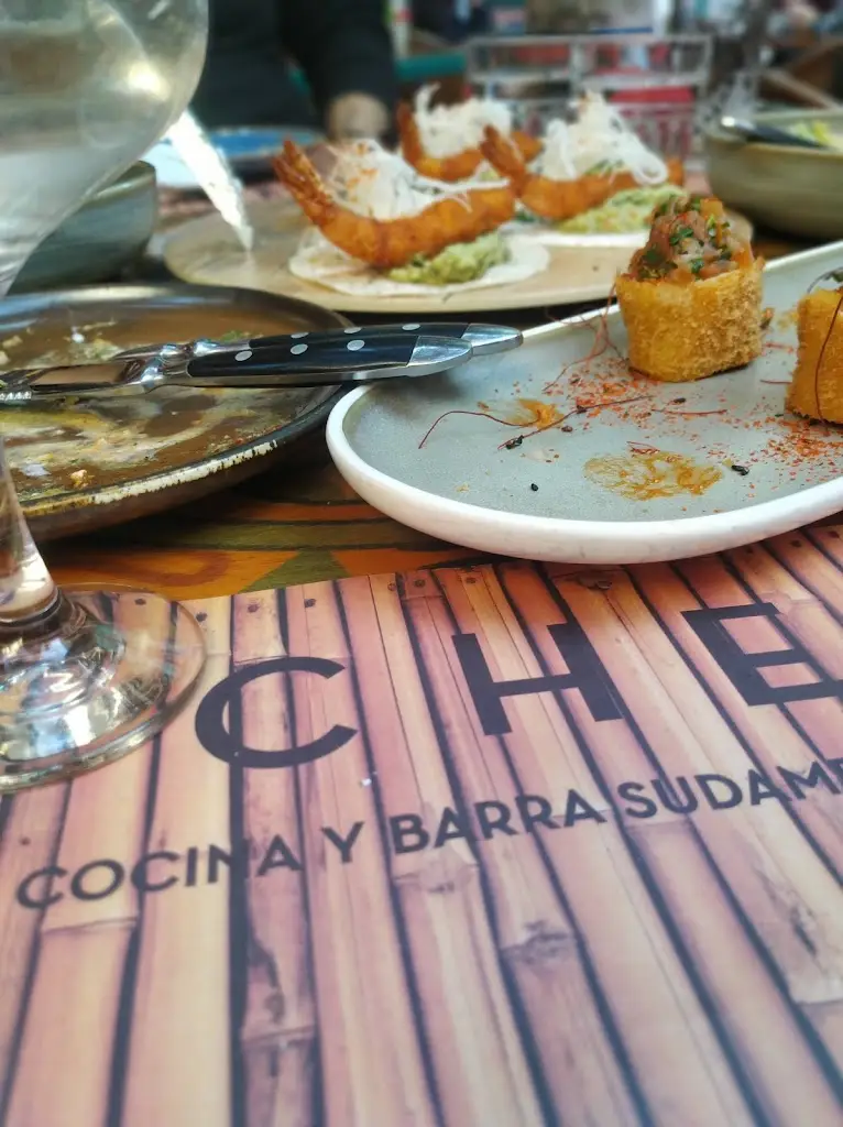 Menu_CHE Cocina y Barra Sudamericana_Piraeus_image_8