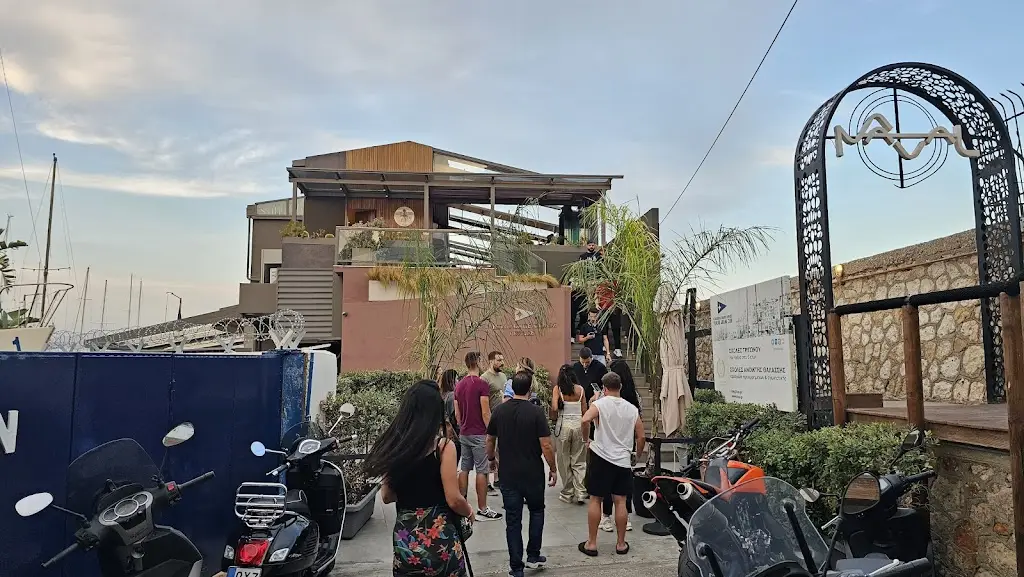 Dr Charbel Chedrawy_Istioploikos_Piraeus_Bewertung