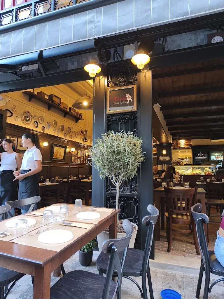 Robert Veres-Maier_Palliatso Trattoria_Piraeus_reseña