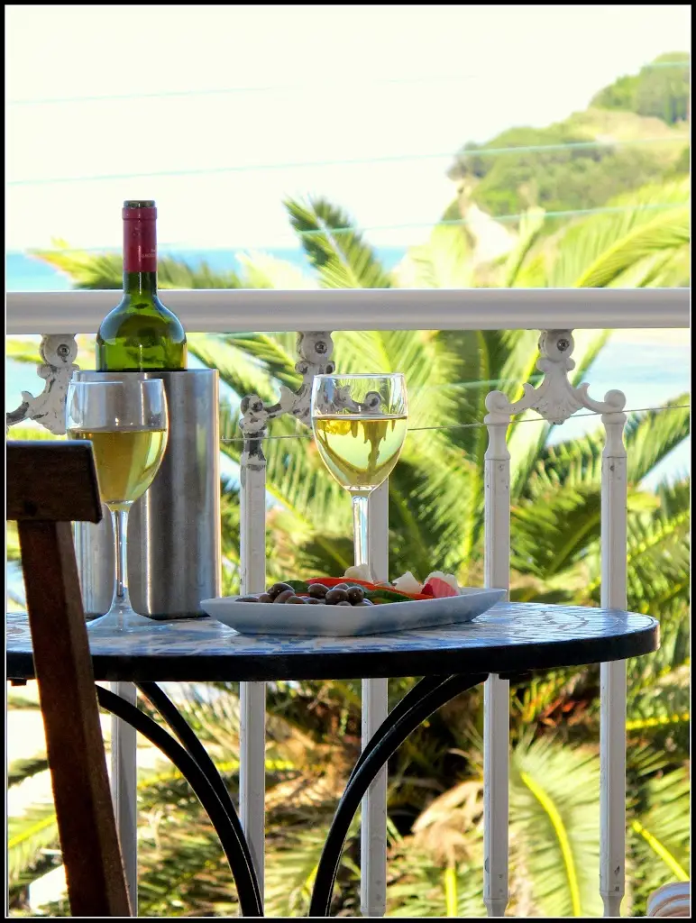 Taverna Nafsika_Ágios Stéfanos_slider_image_1