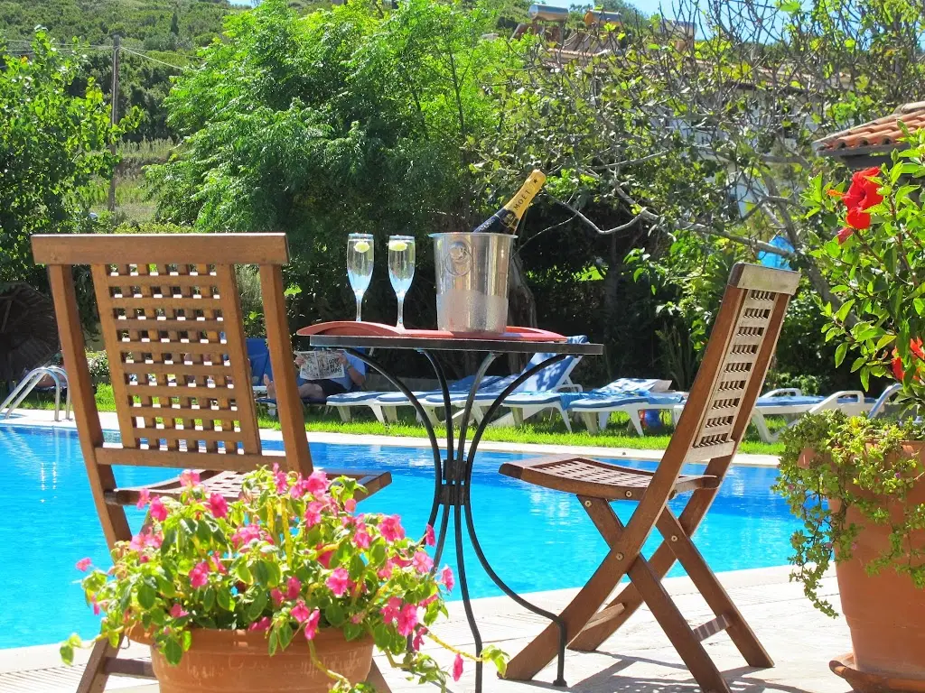 Taverna Nafsika_Ágios Stéfanos_slider_image_3