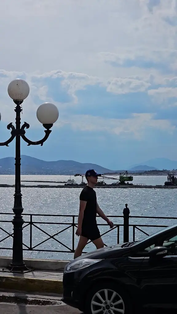 Jay KR_Sea View_Piraeus_Bewertung