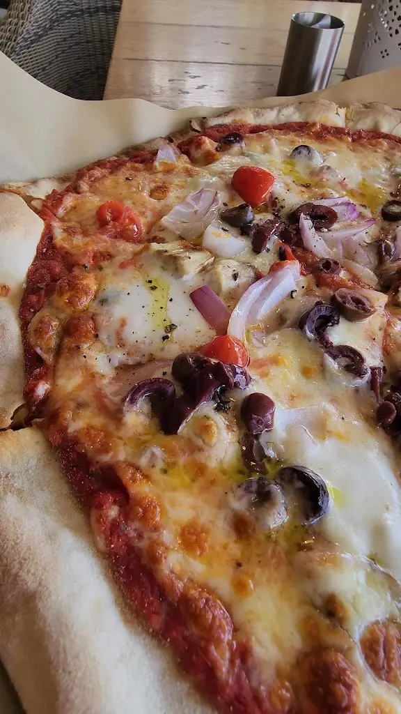 rustic_Saronída_slider_image_2