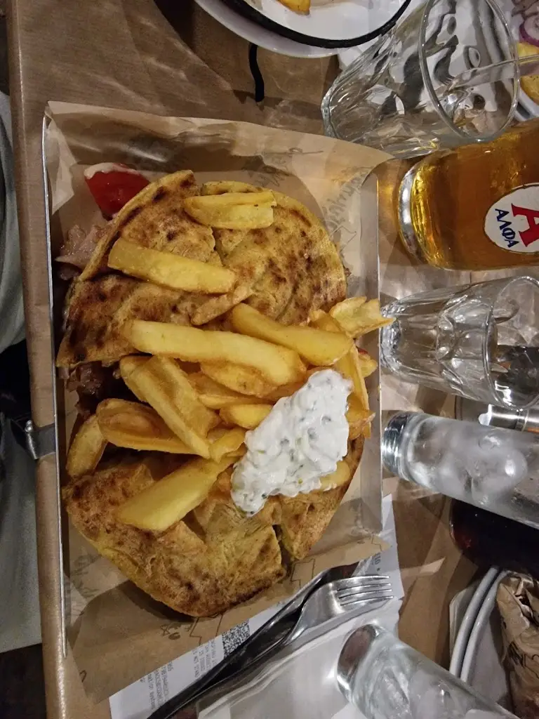 Kevin Schaap_Symposio_Saronída_recensione