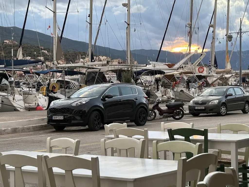 Carol Anderson_Taverna Apagio_Póros_Bewertung