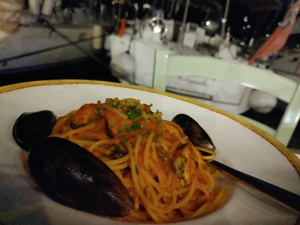 Menu_MOURAGIO RESTAURANT & PIZZA POROS_Póros_image_3