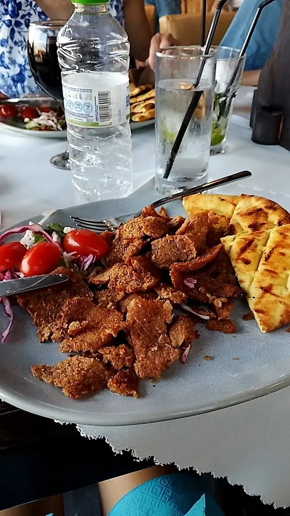 Penelope Summers-Krechting_Condor Restaurant Bar_Ágios Stéfanos_Bewertung