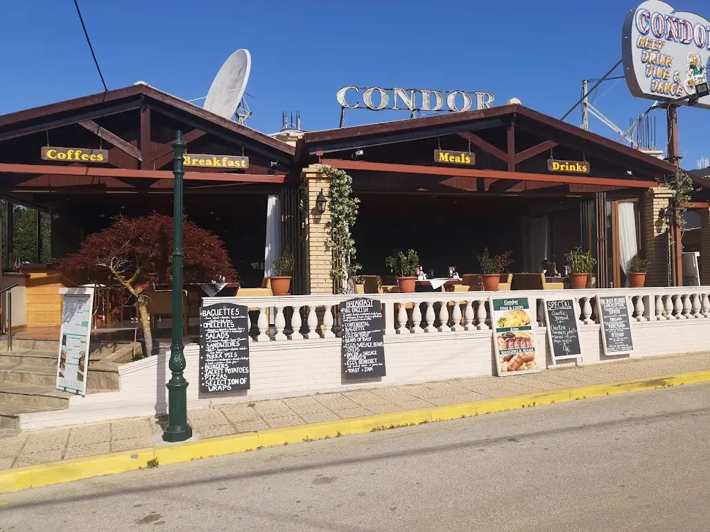 Condor Restaurant Bar Restaurant in Ágios Stéfanos