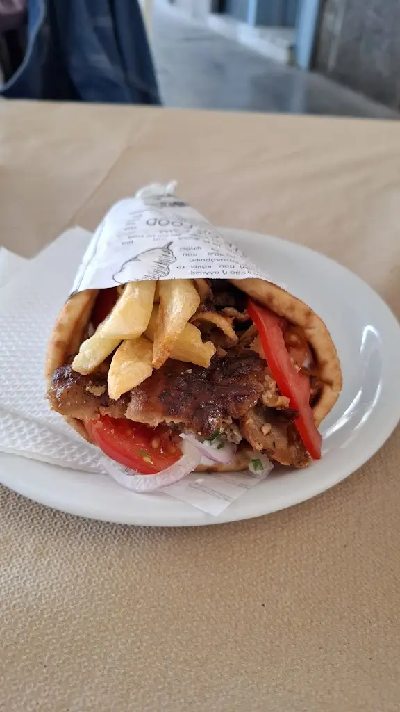 Menü_Taverna garden_Póros_Bild_6