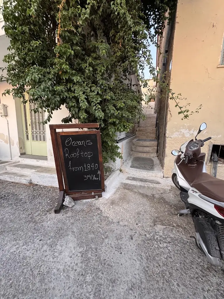 Marat Nizberg_Oceanis Rooftop Garden Cocktails_Póros_Bewertung