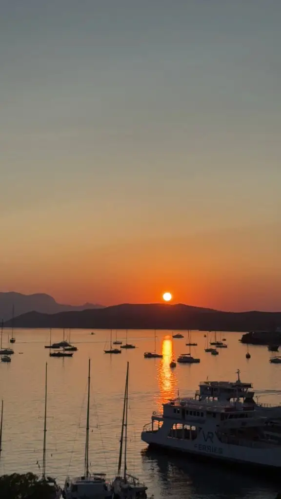 Anneta Adamou_Oceanis Rooftop Garden Cocktails_Póros_Bewertung