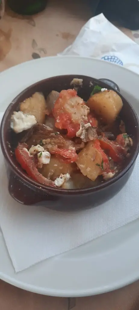 Danica Ristic_Steki_Póros_avis