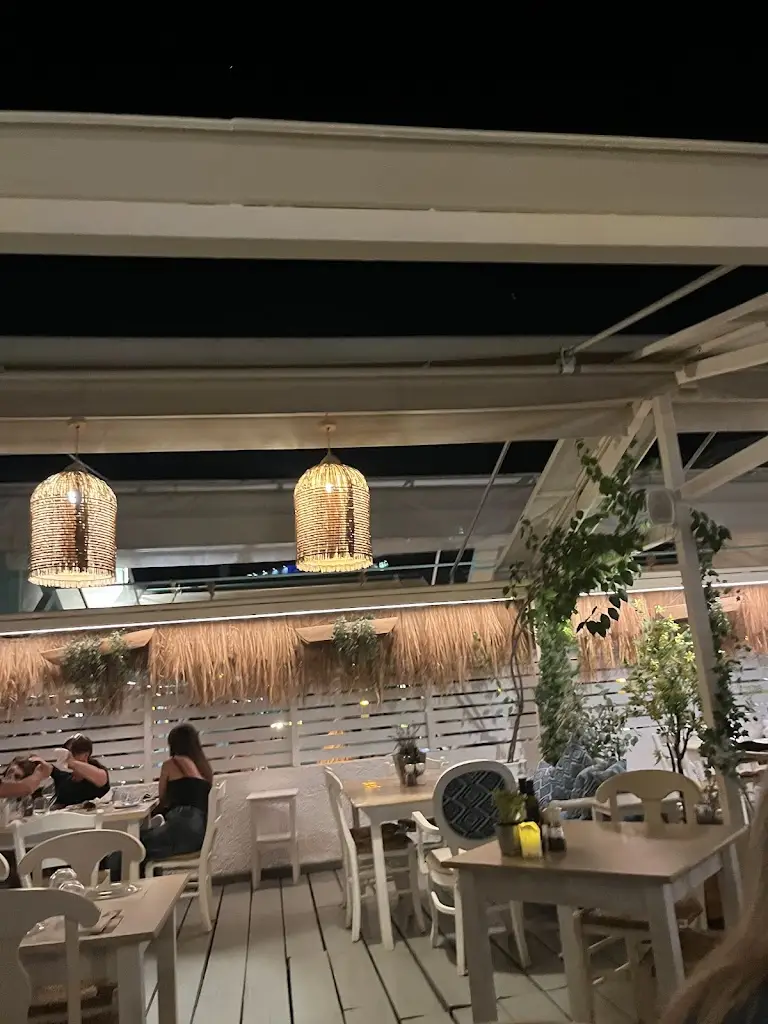 ASKELI_Póros_slider_image_3