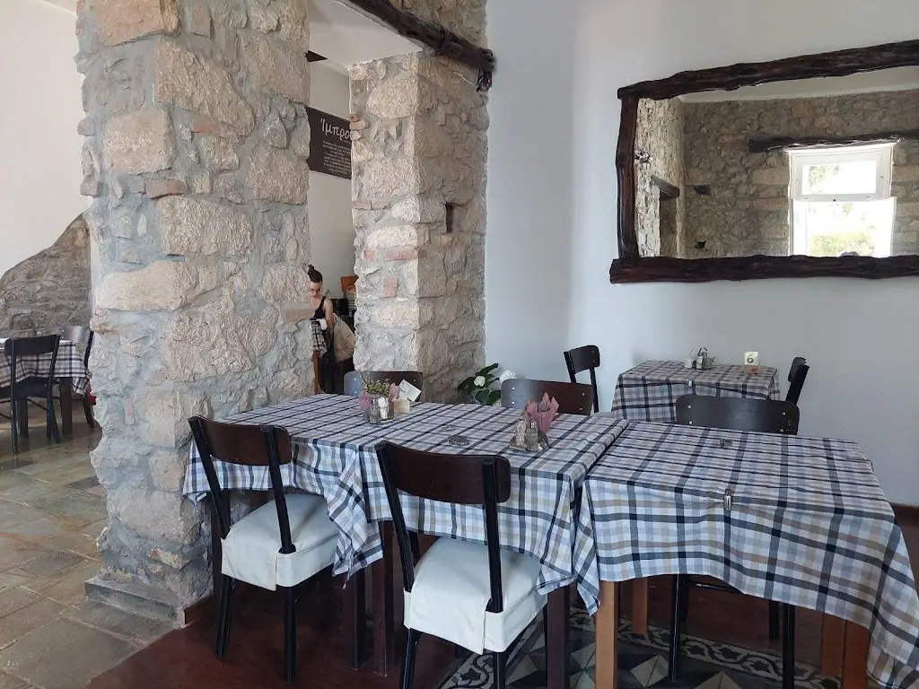 Aragma Selinion Restaurant in Selínia