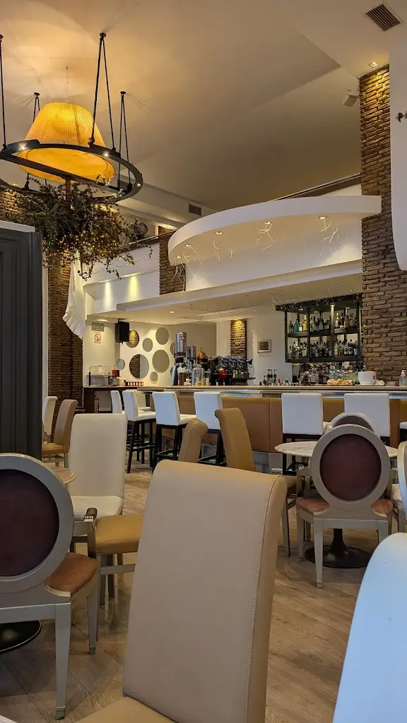 Sofianos George_Spáta_slider_image_3