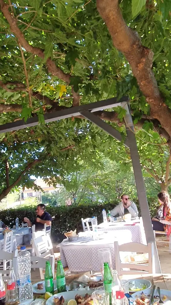 Pipinios_Stamáta_slider_image_2