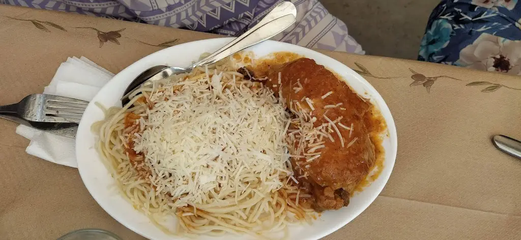 Menu_The Koutouki of Helen_Stamáta_image_7