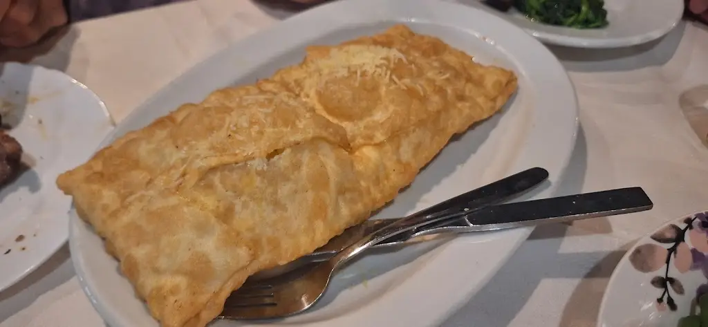 Georgina Rabassó_The Mouries_Stamáta_Bewertung