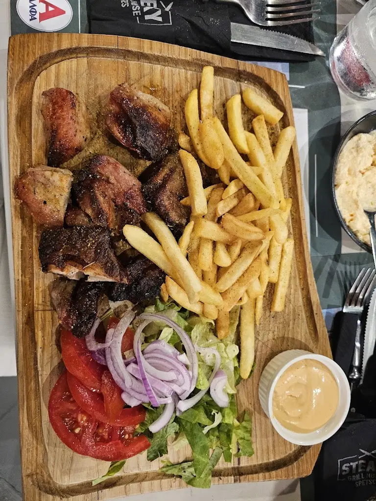 Steaky Grill House_Spétses_slider_image_3