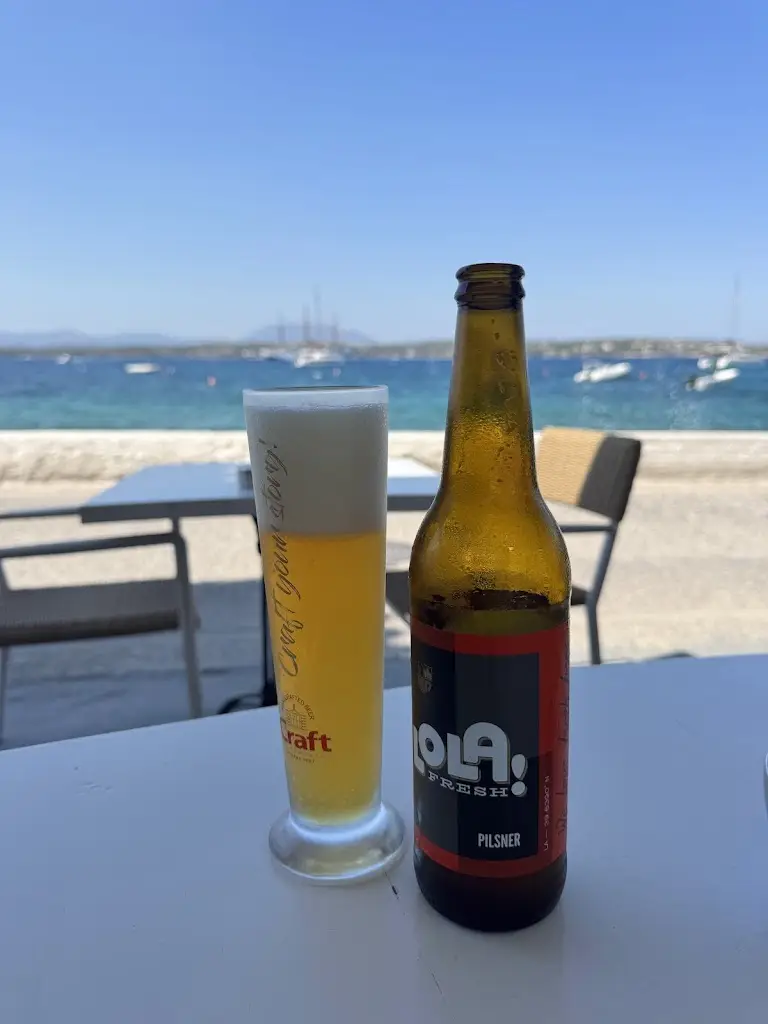 Scott Stephens_Mosquito Spetses_Spétses_Bewertung