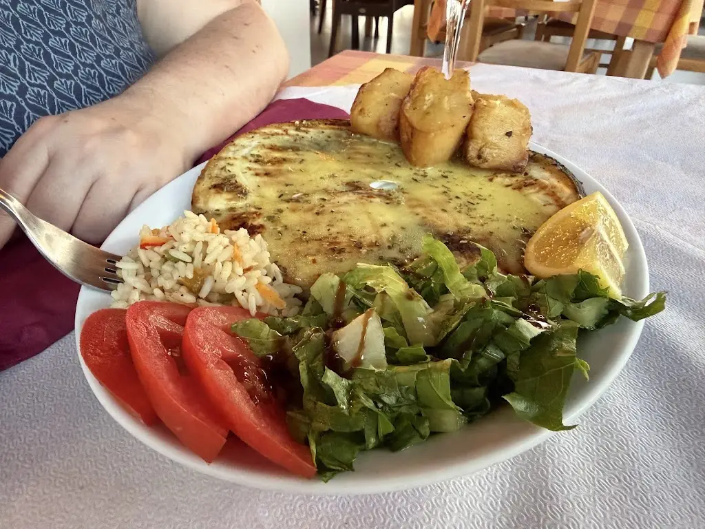 Felix Nystrom_Yiannis Family Restaurant_Ágios Stéfanos_review