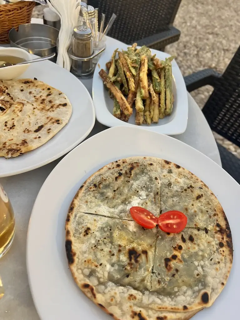 Sara Aguiar_Kafenion_Spétses_avis