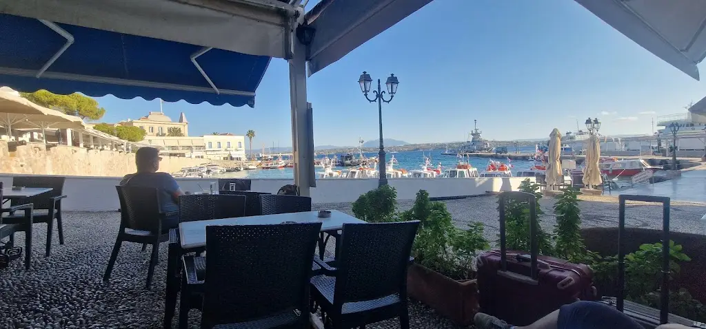 Kafenion Restaurant in Spétses