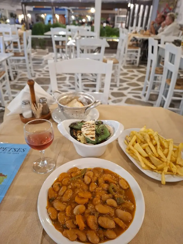 TAMAR SHAMIR_Argyris_Spétses_Bewertung